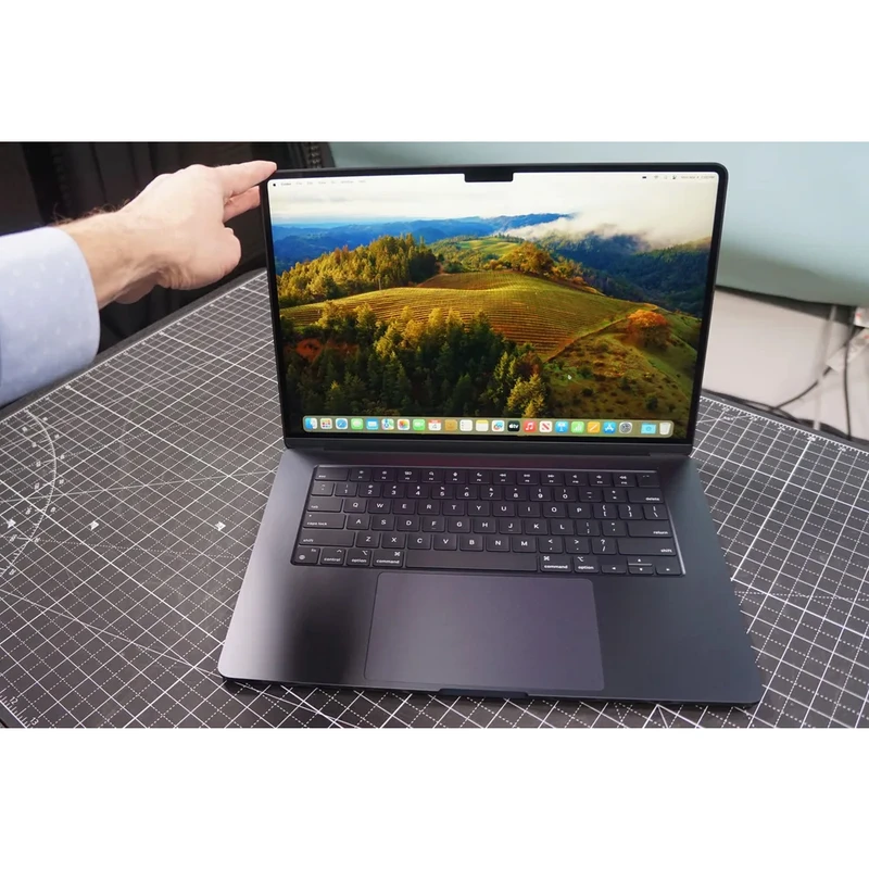 لپ تاپ 15.3 اینچی اپل مدل MacBook Air MXD13 2024 LLA-M3-16GB RAM-512GB SSD